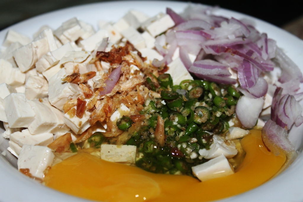 Resep Tofu Omelette (Tahu Telur) with Peanut Sauce, Meat 